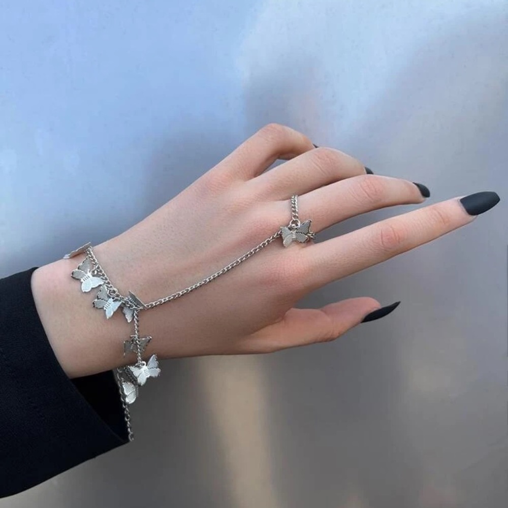 ๐ฆ Awesome Butterflies Ring Hand Chain Mitten ๐ฆ